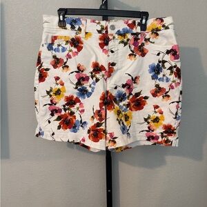 Gloria Vanderbilt White Floral High Waist Shorts